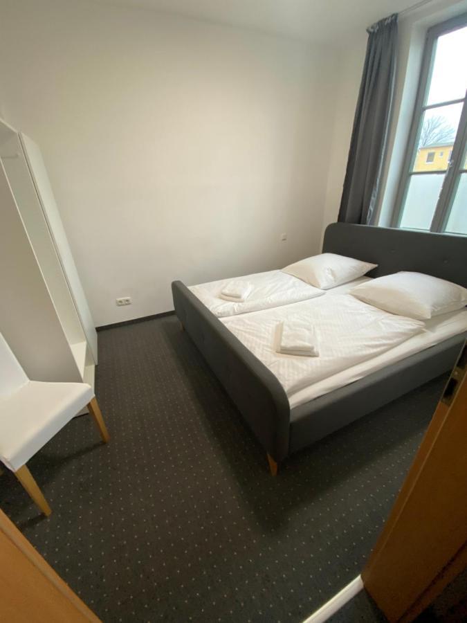 Pension Villa Ostseetraum Rostock Buitenkant foto